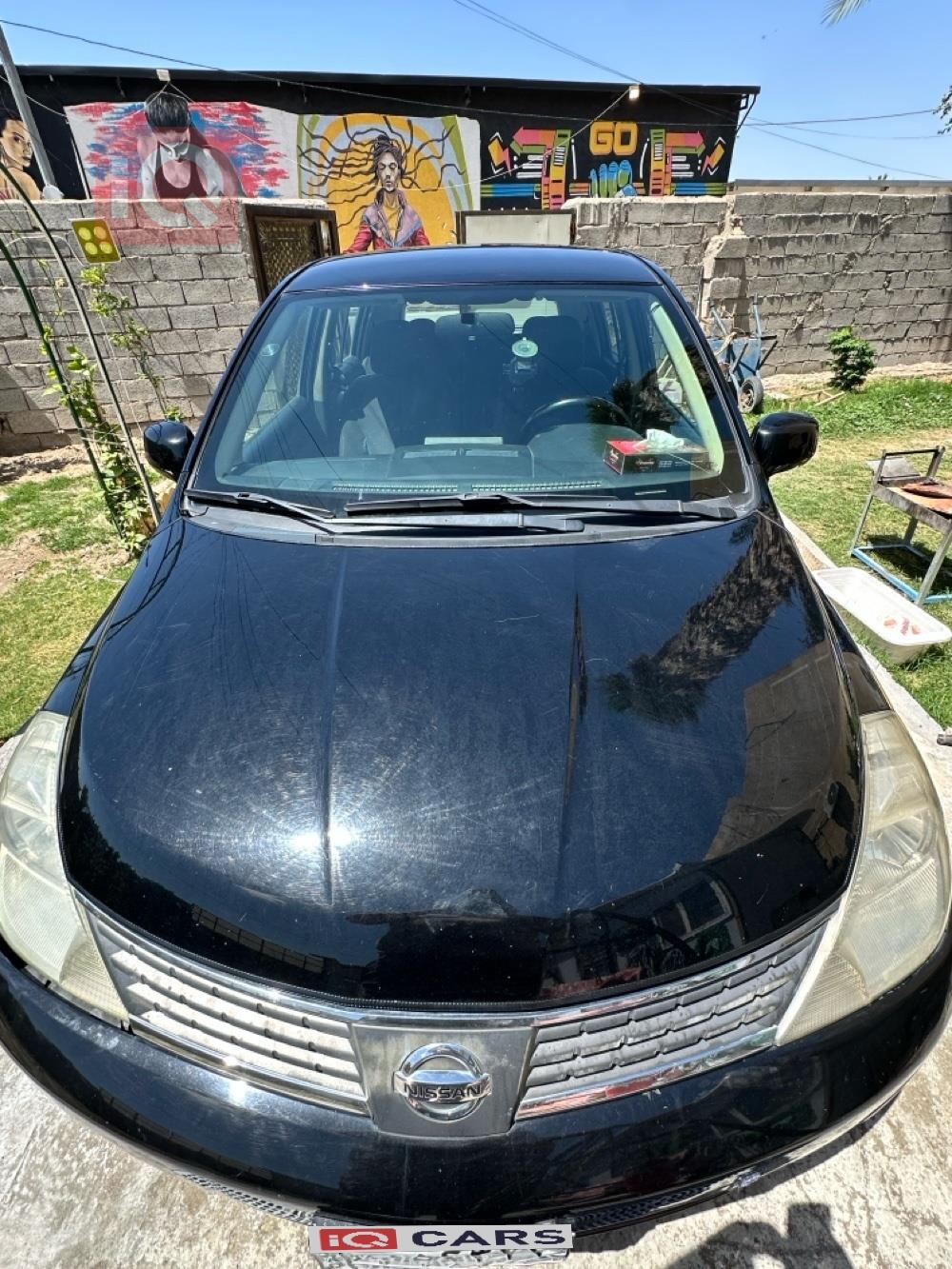 نيسان فيرسا